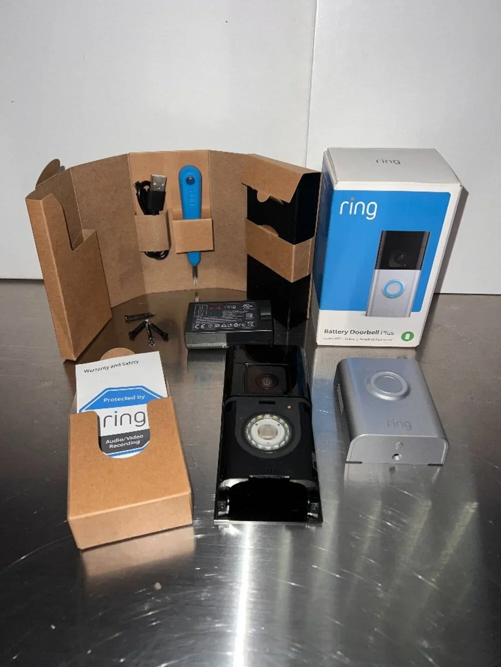 Ring Battery Doorbell Plus 1536p HD+ Video Head-to-Toe View Pre-Owned/Used